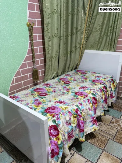 سرير نفر ركم قوي جداً نجارة يتوفر اثنين 3