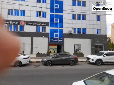 مكتب للايجار صالح ليكون صالون كوافير بمنطقة ام السماق بجانب روان كيك 4