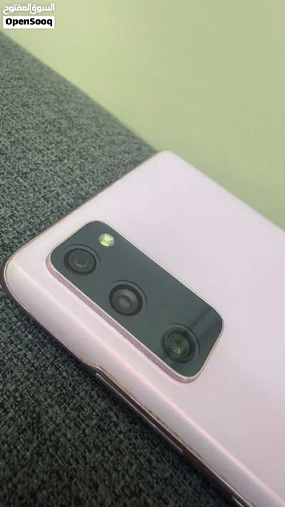 هاتف سامسونج جالاكسي S20 FE 5G 128 جيجابايت الكاميرا بحالة ممتازة بدون خدش او كسر 3