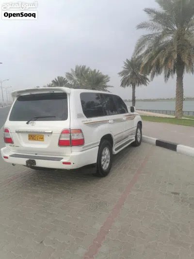 تويوتا لاند كروزر VX 2