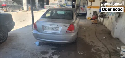 Hyundai Avante SE 2