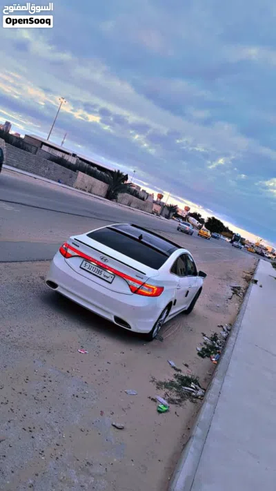 Hyundai Azera GL 4