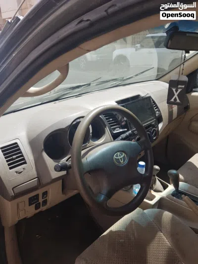 Toyota Fortuner Standard 3