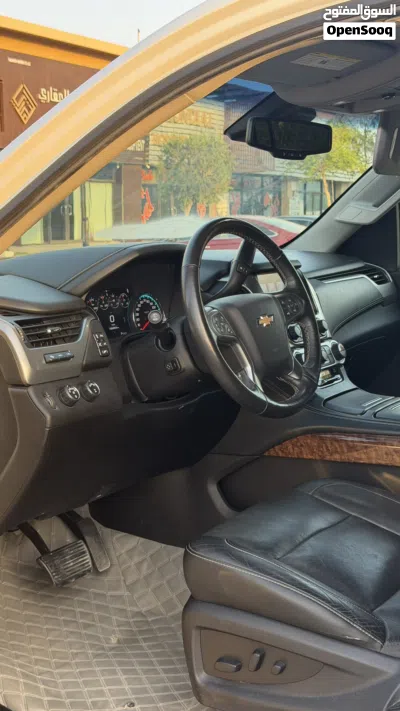 Chevrolet Suburban Premier 3