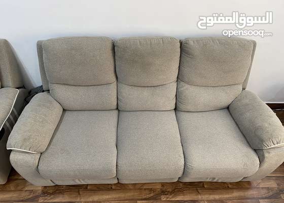 طقم انتريه ريكلاينر : Living Room Furniture Used : Hawally Salmiya  199805713 : OpenSooq
