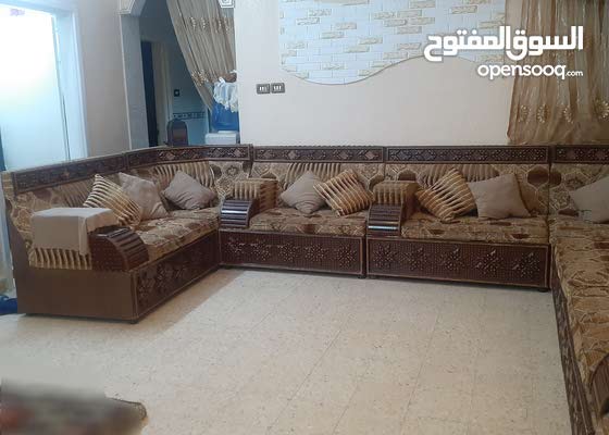 طقم كنب مستعمل للبيع : Living Room Furniture Used : Zarqa Al ghweariyyeh  187250173 : OpenSooq