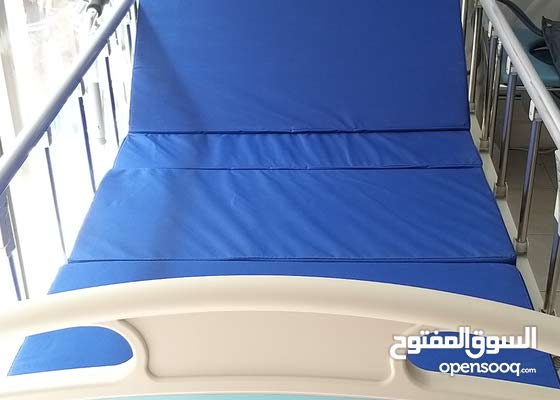 سرير طبي كبير عرض100