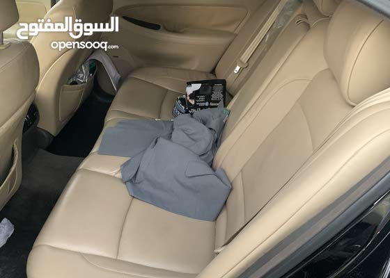 Hyundai Genesis perfect inside and out side