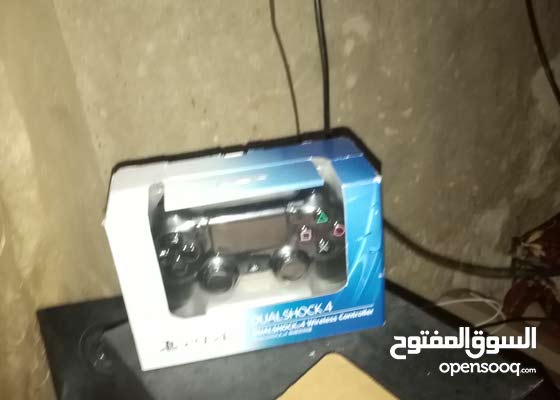 used playstation 4 console