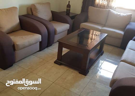 طقم كنب امريكي شبه جديد للبيع طاولات و برادي 162494474 Opensooq طقم كنب امريكي شبه جديد للبيع طاولات و برادي 162494474 Opensooq