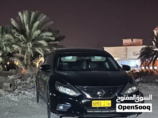 2016 نيسان التيما SV