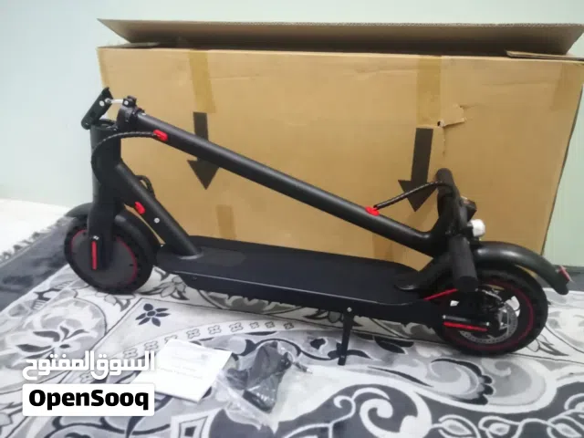 قوة المحرك : 250 واط حجم الإطار: 8 بوصة مصابيح LED أمامية: موجود وقت الاستخدام: 4-6 ساعات وزن ال