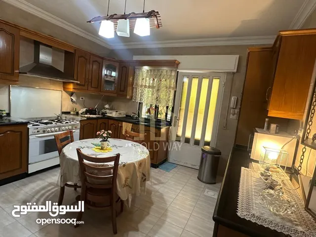 180 m2 3 Bedrooms Apartments for Sale in Amman Al Rabiah