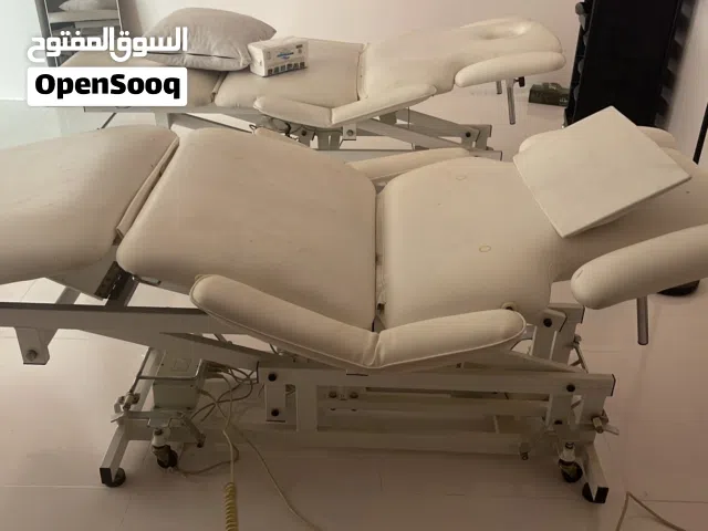 سراير و كراسي و جلوس صالون تجميل نسائي