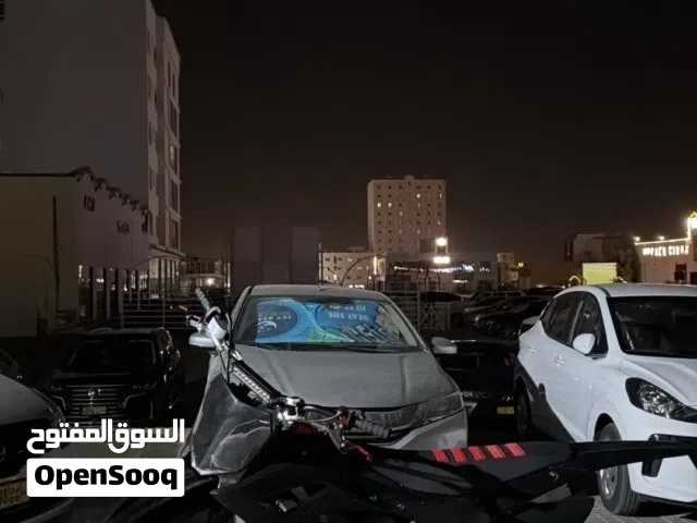 تريل بحاله وكاله نظيف 300cc