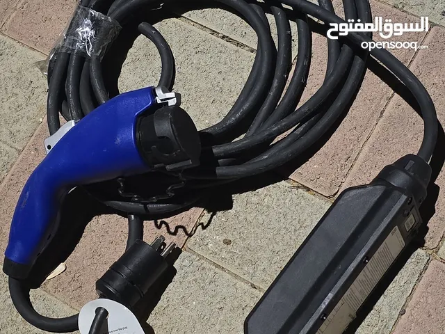شاحن كهربائي لسيارات الكهربائيه ياباني