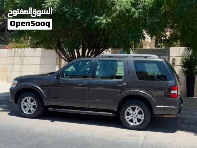 Ford Explorer 2010