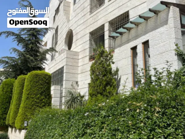 224 m2 4 Bedrooms Apartments for Sale in Amman Abdoun Al Shamali