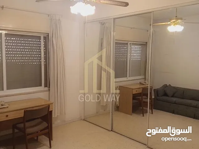 شقة طابقية(طابق أول) 311م في أرقى مناطق عبدون الشمالي/ ref 6050