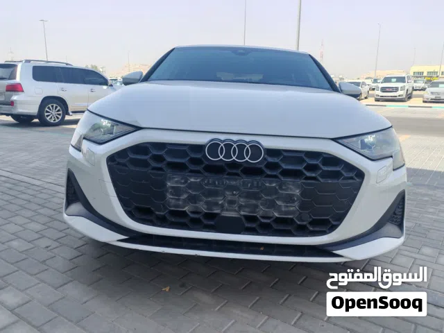 2025 أودي A3 Sedan