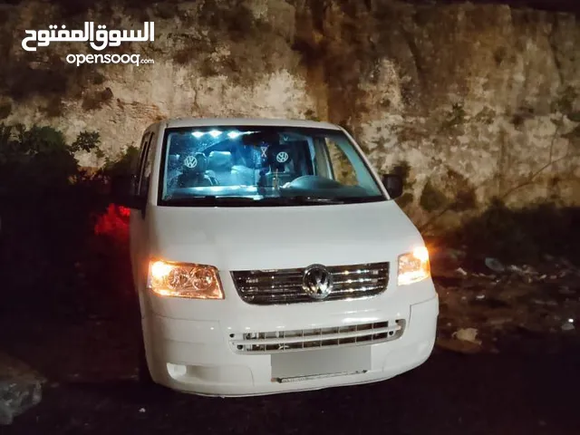 Used Volkswagen Caravelle in Ramallah and Al-Bireh