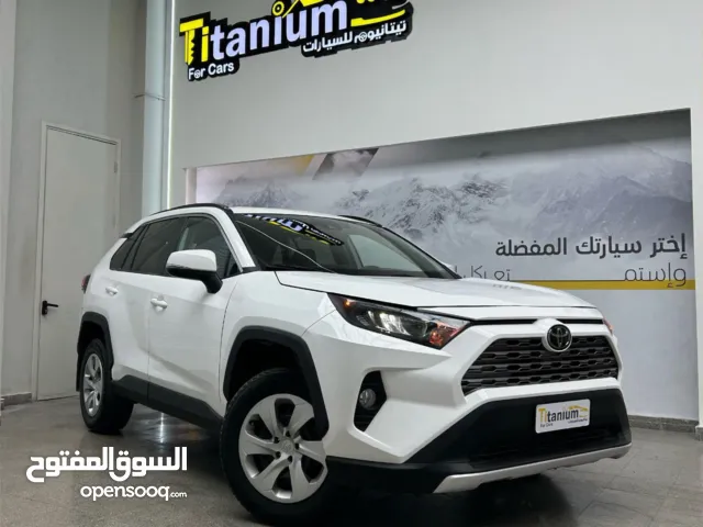 تويوتا راف فور LE موديل 2021 مع ضمان 1 سنوات