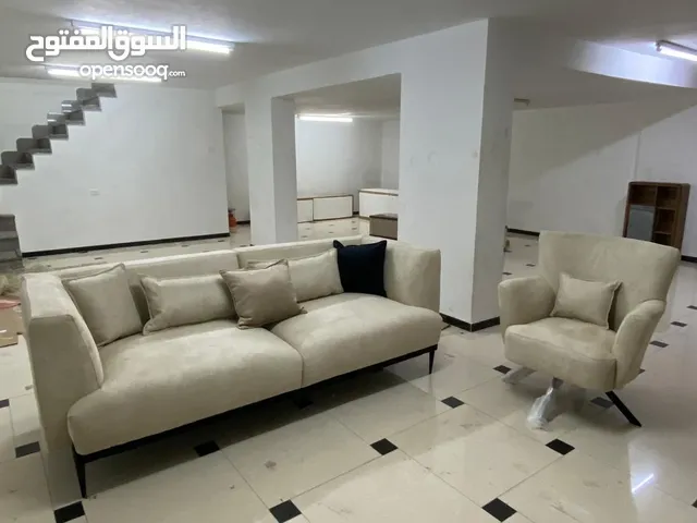 بيع طقم كنبايات مع مزنون جديد كامل