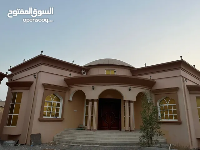 300m2 5 Bedrooms Villa for Rent in Ras Al Khaimah Al Ghubb