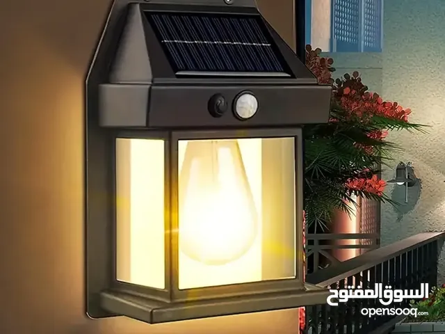 مصباح حديقة بالطاقة الشمسية ( جملة )