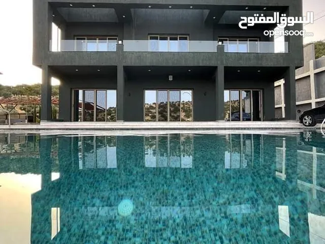 3 Bedrooms Chalet for Rent in Zarqa Al-Alouk