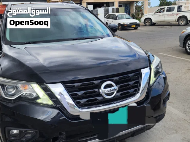 نيسان باثفايندر 2017 وارد نظيف