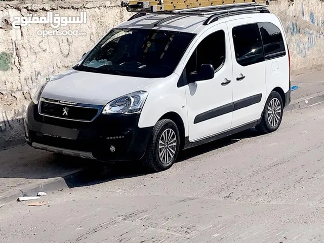 بيجو بارنتر 2018