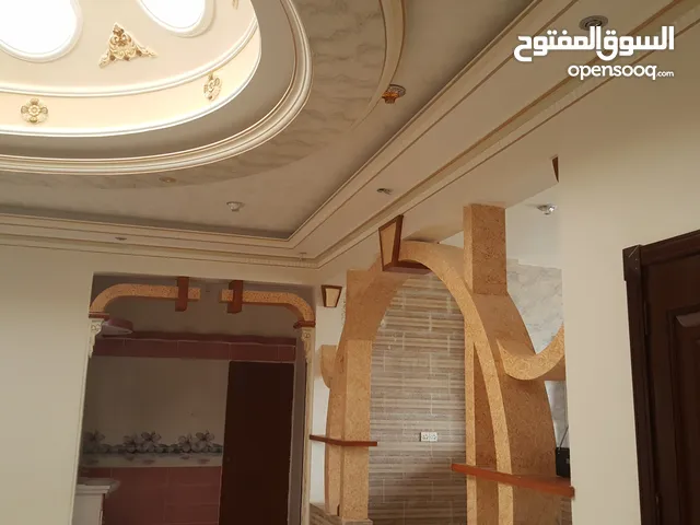 فله بدروم ودورين مشطب لكس