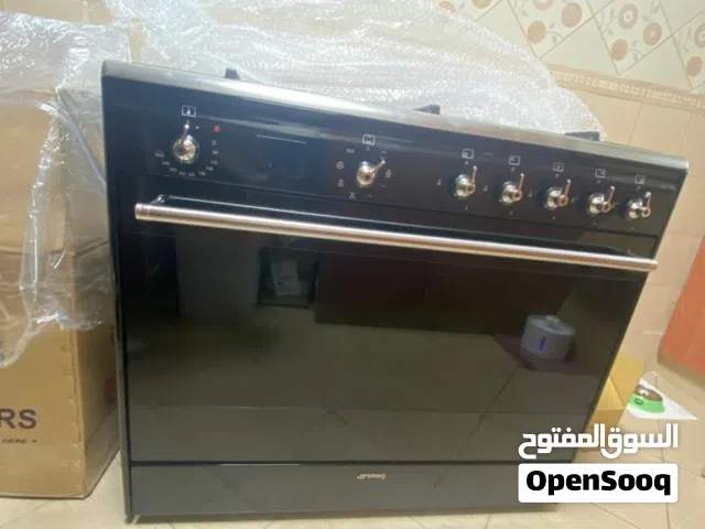 Smeg - 5 BURNER STOVE