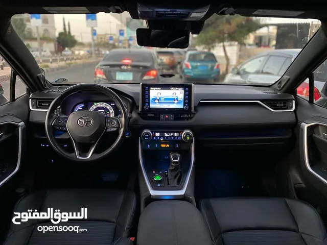 Used Toyota RAV 4 in Sana'a