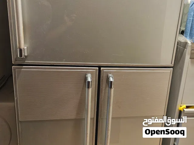 Hitachi 500L 3-door refrigerator
