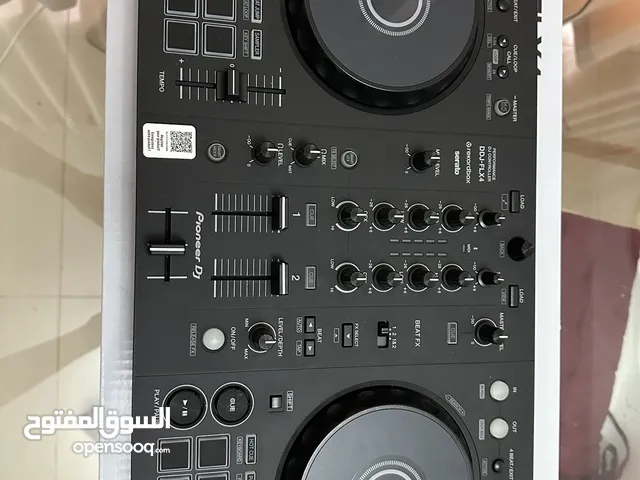 DJ FLX4 controller