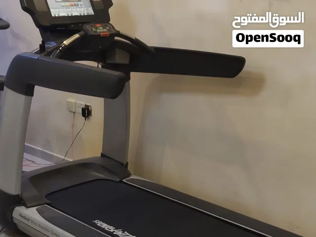 جهاز لايف فتنس مال نوادي