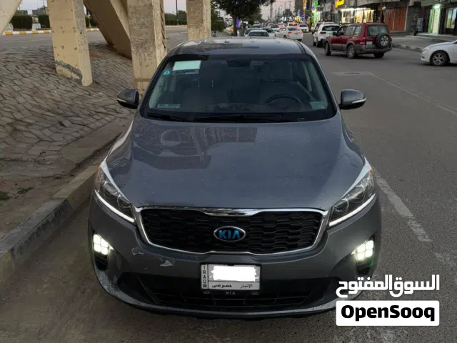 سورنتو 2019 نص مواصفات معروفه 4سلندر 7راكب 3قطع تبريد ضرر جانبي اتصل واستفسر