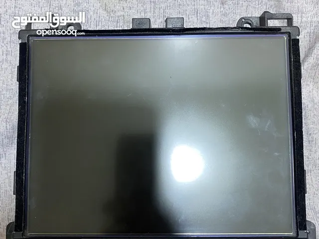 سلام عليكم شاشه كرايسلر اوباما بدون كار بلي ترهم 15 و 16 وترهم باقي المديلات بس بدون الكار بلي شاشه