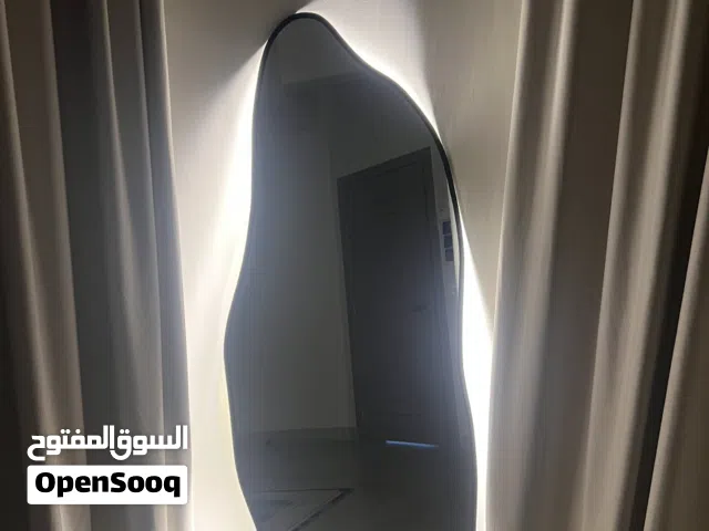 للبيع مراية جديدة بتصميم حصري و انيق