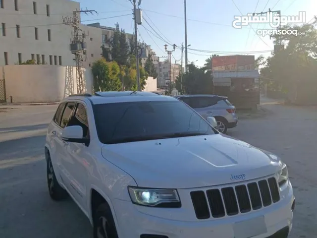 جيب قراند شيروكي2015 الجب بحالة ممتازة و سعر مميز الجب مش ناقصه اشي و مش مغير ولا اشي مكنكه وفش خراب