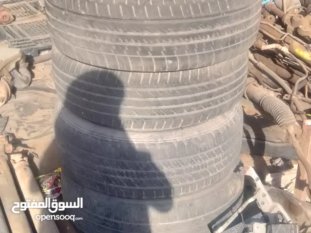 جنوط توسان سنتافي نظيفة معا التايرات