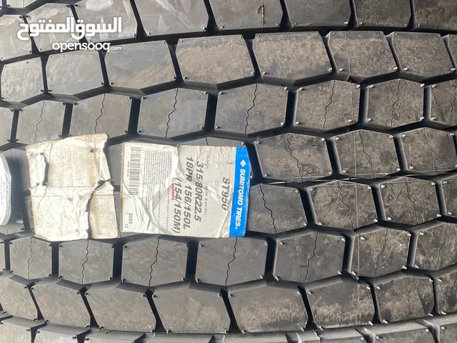كفرات سيارات ومعدات