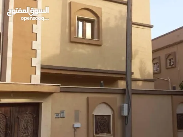 300 m2 4 Bedrooms Villa for Sale in Tripoli Hai Alsslam