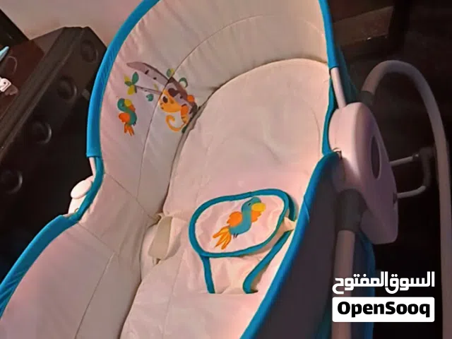 تخت بيبي ماركت mastela الغنيه عن التعريف