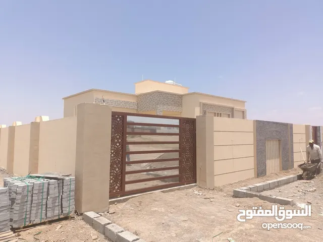 219 m2 5 Bedrooms Villa for Sale in Al Dhahirah Ibri