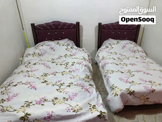 أسره للنوم السعر 150 مع سرير آخر لو ابيضّ