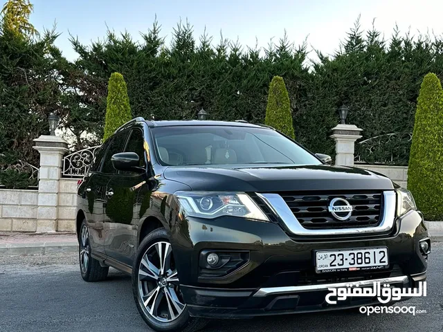 Nissan Pathfinder 2018 in Amman