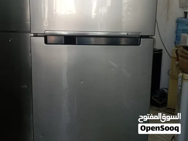 ثلاجه نظيفه بالكامل وممتازه جدا(Samsung)قابل للتفاوض